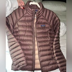 Patagonia Women's Down Sweater Puffer Jacket